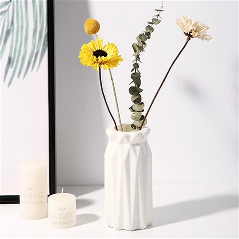 Home Nordic Plastic Vase Simple Small Fresh Flower Pot Storage Bottle for Flowers Living Room Modern Home Decoration Ornaments